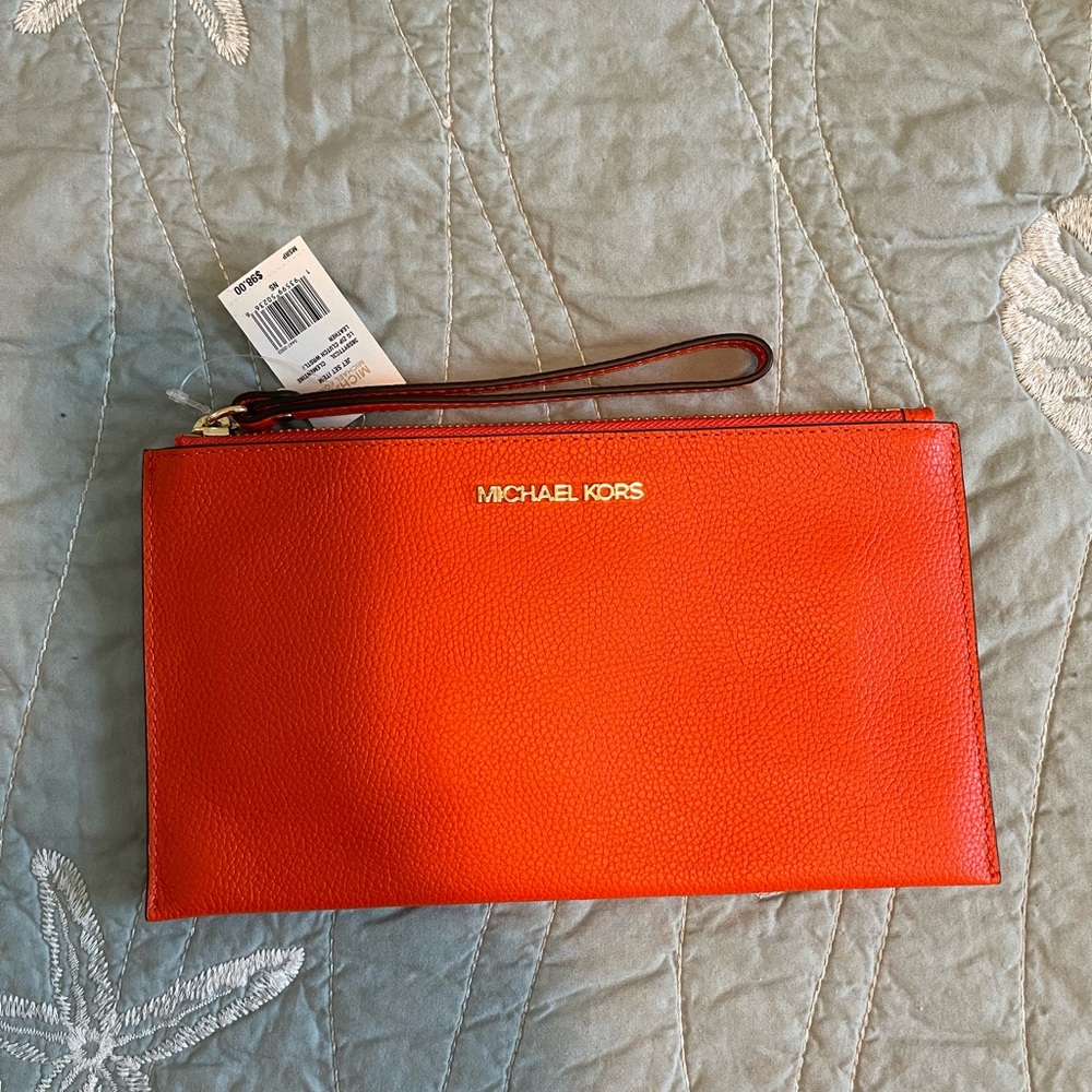 MICHAEL Michael Kors Jet Set LG Pebble Leather Zip Clutch Wrislet